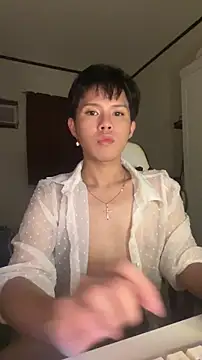 Plaxtique online show from December 2025 05:42:01 PM