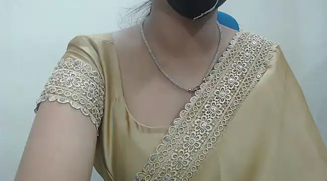 Snapshot of Lovely_Siri_23 chatting on January 2025 05:23:01 PM Lovely Siri 23 online show from January 2025 05:23:01 PM