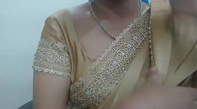 Snapshot of Lovely_Siri_23 chatting on January 2025 08:54:01 PM Lovely Siri 23 online show from January 2025 08:54:01 PM