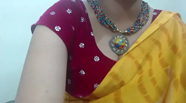 Snapshot of Lovely_Siri_23 chatting on February 2025 11:32:01 AM Lovely Siri 23 online show from February 2025 11:32:01 AM