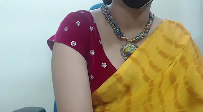 Snapshot of Lovely_Siri_23 chatting on February 2025 11:58:02 PM Lovely Siri 23 online show from February 2025 11:58:02 PM