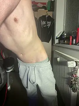 Using Crew online show from March 2026 09:32:02 PM