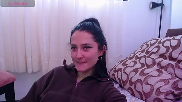 Snapshot of AlissonnFoxx chatting on July 2026 11:28:01 AM AlissonnFoxx online show from July 2026 11:28:01 AM