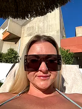 Bella-Tight online show from December 2025 10:34:02 AM