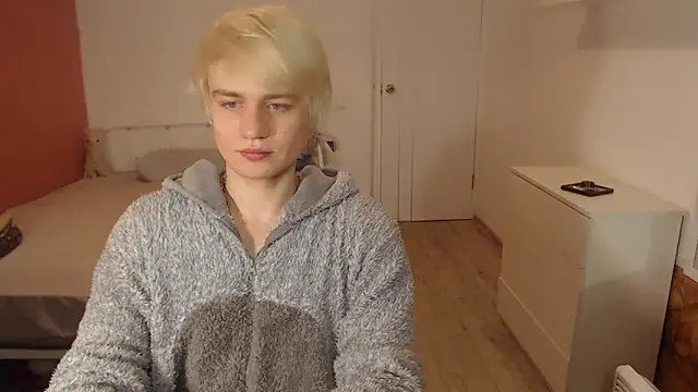 Oliver sweet  online show from December 2025 01:57:01 AM