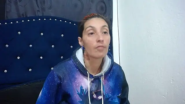 Snapshot of anyu1306 chatting on December 2024 01:10:01 AM anyu1306 online show from December 2024 01:10:01 AM