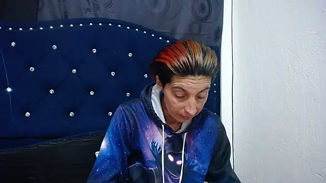 Snapshot of anyu1306 chatting on January 2025 05:00:01 AM anyu1306 online show from January 2025 05:00:01 AM