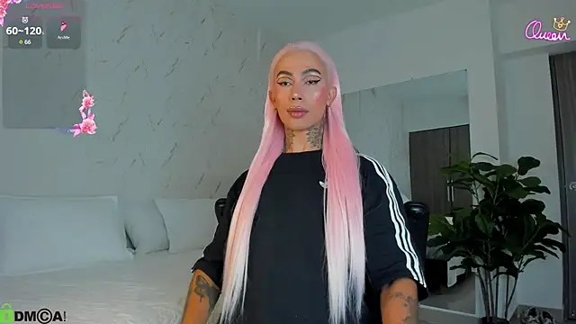 Miss sagitario online show from February 2026 12:05:02 PM