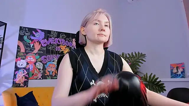 ReiYosimoto online show from February 2025 11:39:02 AM