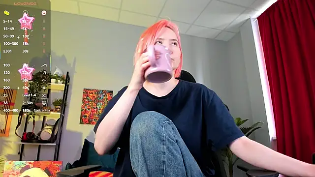 ReiYosimoto online show from October 2025 11:41:02 AM