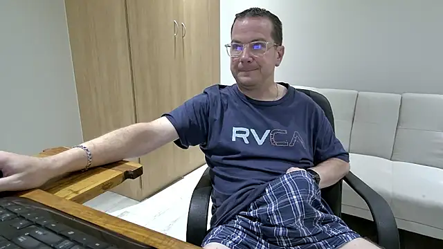 BrettJ81 online show from March 2025 05:29:02 PM