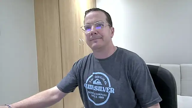 BrettJ81 online show from March 2025 03:51:01 PM