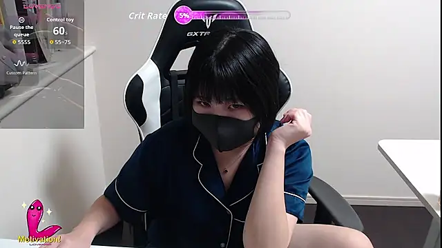 Snapshot of mimika0403 chatting on December 2025 07:48:01 AM mimika0403 online show from December 2025 07:48:01 AM