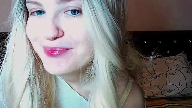 Sara4uu online show from December 2025 10:26:01 PM