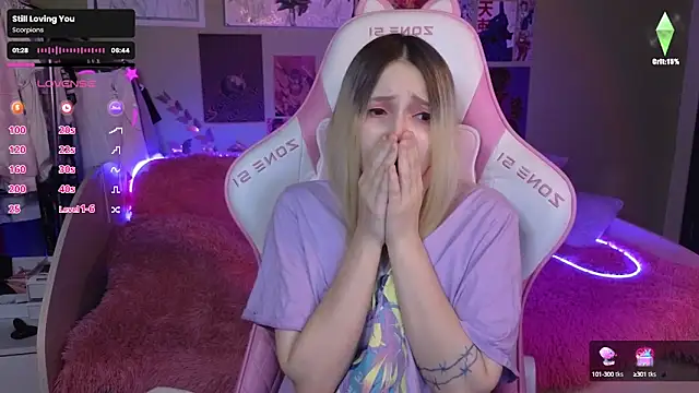 Evie Ro online show from December 2024 09:17:01 PM