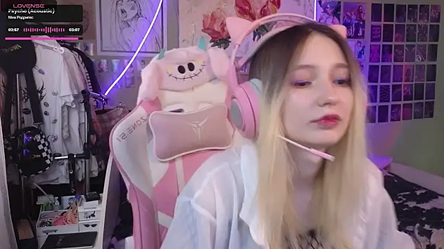 Evie Ro online show from March 2025 07:32:02 AM