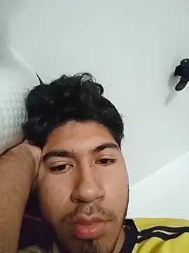 Snapshot of Mangopitudo chatting on October 2025 06:08:02 PM Mangopitudo online show from October 2025 06:08:02 PM