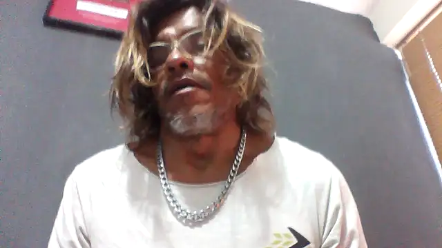 Snapshot of kvr27 chatting on May 2026 12:45:01 PM kvr27 online show from May 2026 12:45:01 PM