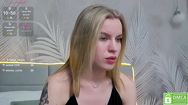 Snapshot of AmaliaBell chatting on December 2024 09:17:02 PM AmaliaBell online show from December 2024 09:17:02 PM