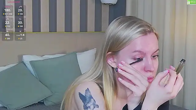 AmaliaBell online show from April 2026 02:11:02 PM