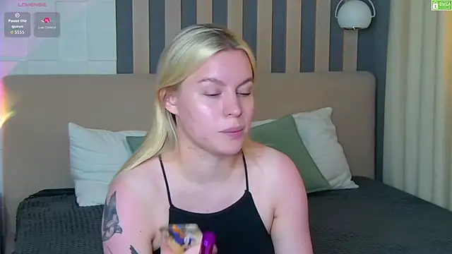 AmaliaBell online show from July 2026 01:10:02 PM