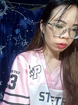   Mai-love19   online show from October 2025 10:44:02 PM