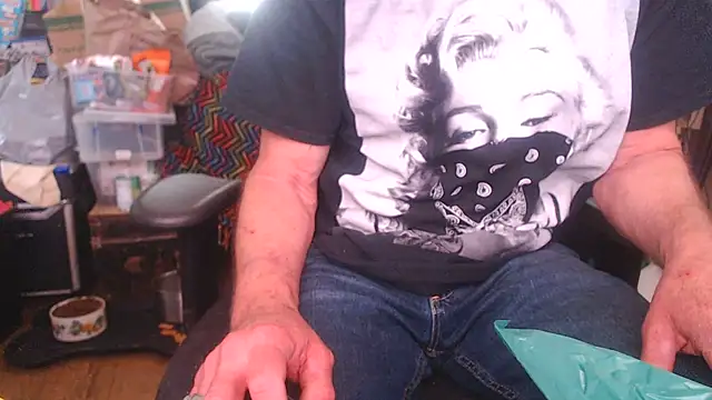 lovenoslut2 online show from April 2026 01:36:01 AM