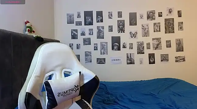 perlman gigolo2 online show from December 2024 03:53:02 PM