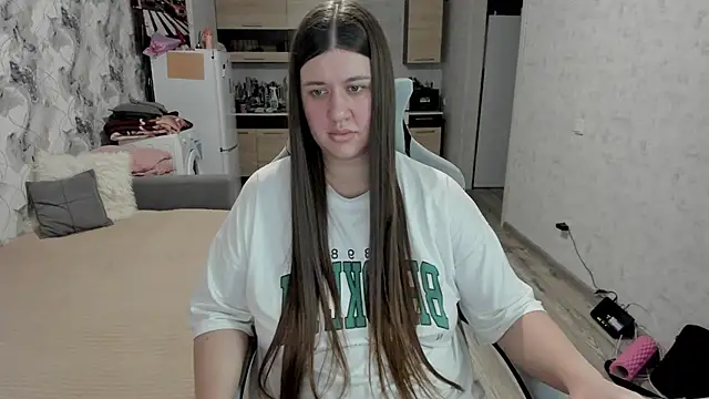 Lis Kollen online show from November 2025 04:28:02 PM