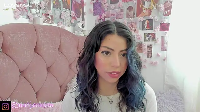 natalie jaensen online show from March 2025 08:54:01 PM