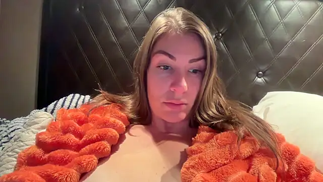 Snapshot of Milfywaysx chatting on October 2025 02:23:02 AM Milfywaysx online show from October 2025 02:23:02 AM