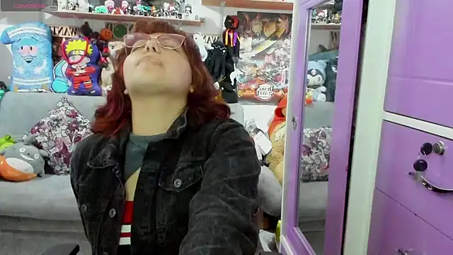 soficammy online show from December 2024 01:25:01 AM