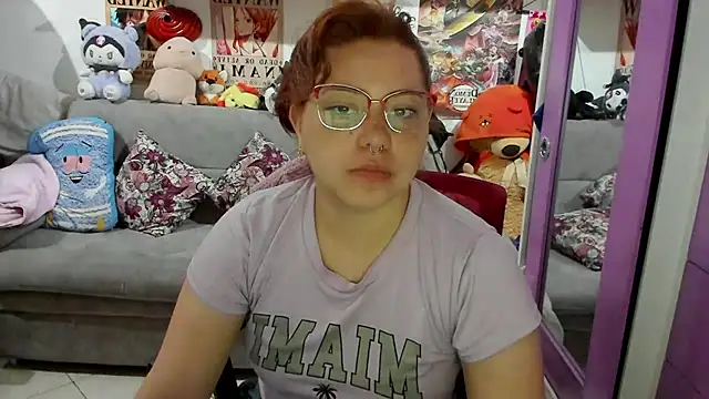 soficammy online show from February 2025 06:01:02 PM