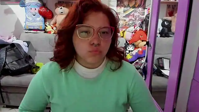 soficammy online show from March 2025 10:43:02 PM