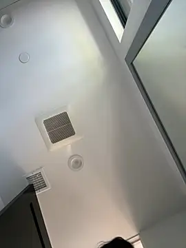 mismialove online show from February 2026 10:08:02 PM