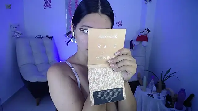 Snapshot of susan_smith18 chatting on January 2025 01:41:02 PM susan smith18 online show from January 2025 01:41:02 PM