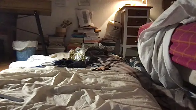 McPherson72 online show from October 2025 01:47:01 AM