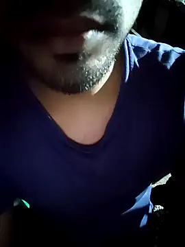 Snapshot of Kolkata___Boy chatting on December 2024 05:33:02 PM Kolkata   Boy online show from December 2024 05:33:02 PM