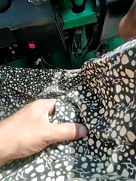 Snapshot of Kolkata___Boy chatting on December 2024 04:35:02 AM Kolkata   Boy online show from December 2024 04:35:02 AM