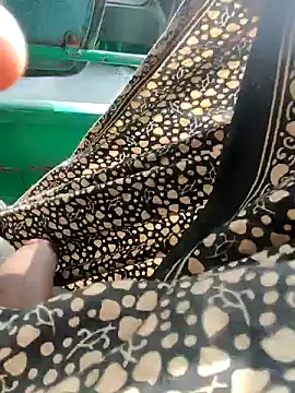 Snapshot of Kolkata___Boy chatting on January 2025 04:04:01 AM Kolkata   Boy online show from January 2025 04:04:01 AM