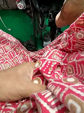 Snapshot of Kolkata___Boy chatting on September 2025 04:44:01 AM Kolkata   Boy online show from September 2025 04:44:01 AM