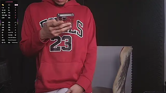 bigryann23 online show from October 2025 12:20:01 AM